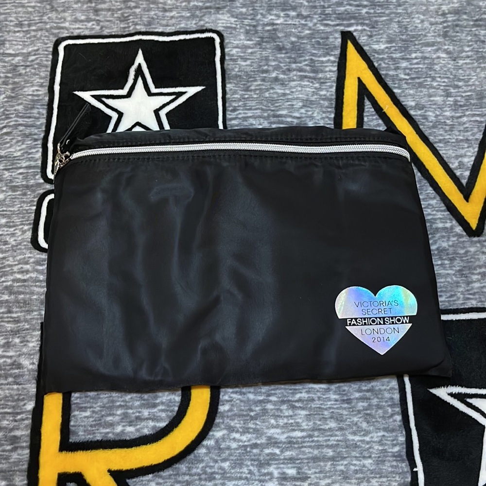 Victoria’s Secret Gym Tote Bag!!